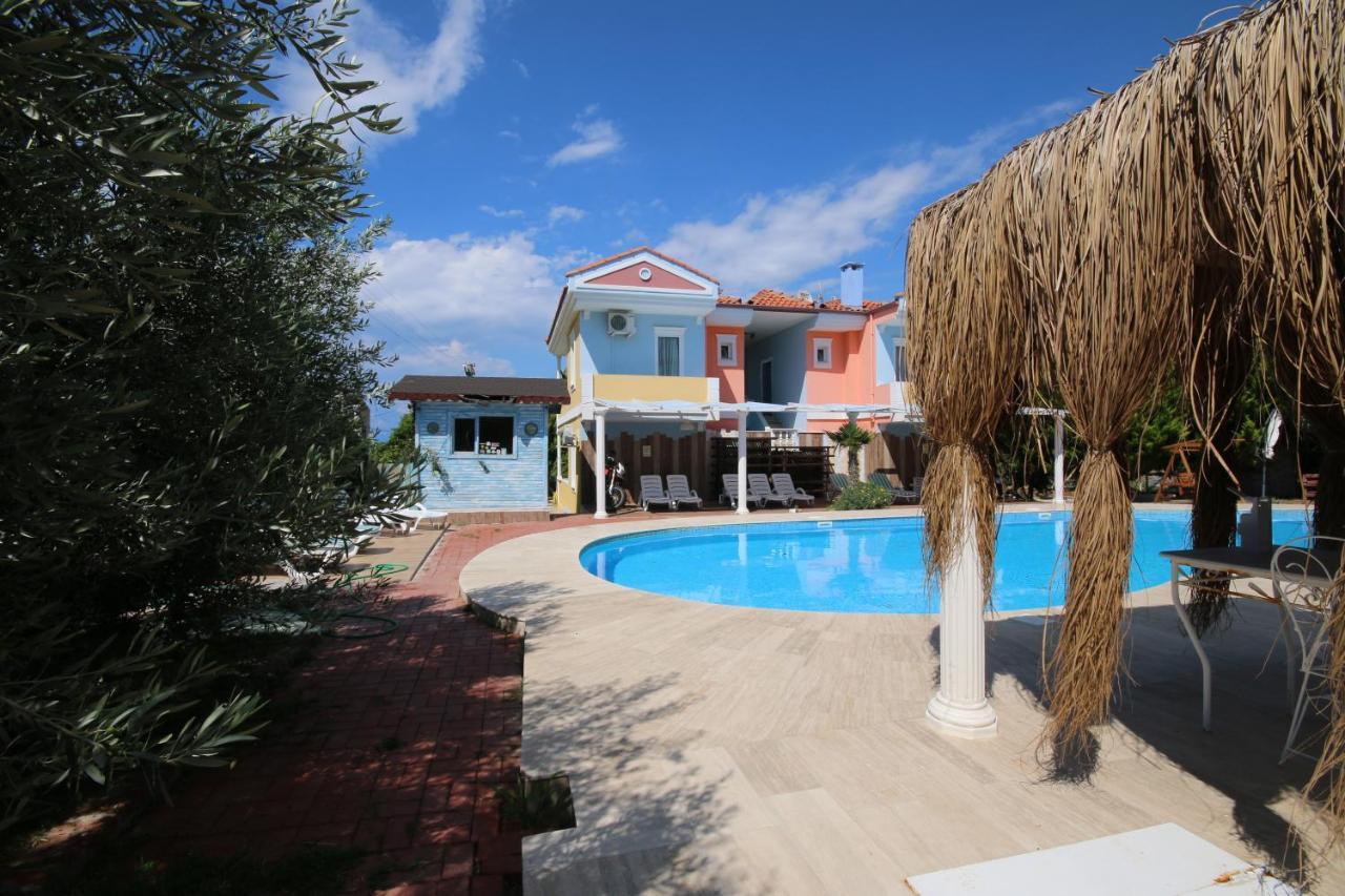 Cunda Leo Boutique Hotel & Pool Айвалик Екстер'єр фото