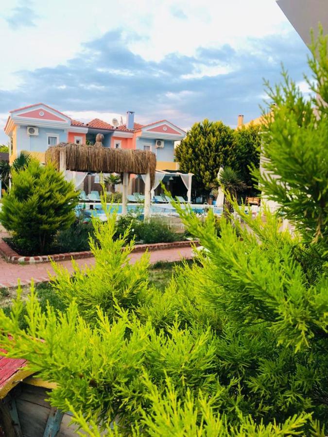 Cunda Leo Boutique Hotel & Pool Айвалик Екстер'єр фото