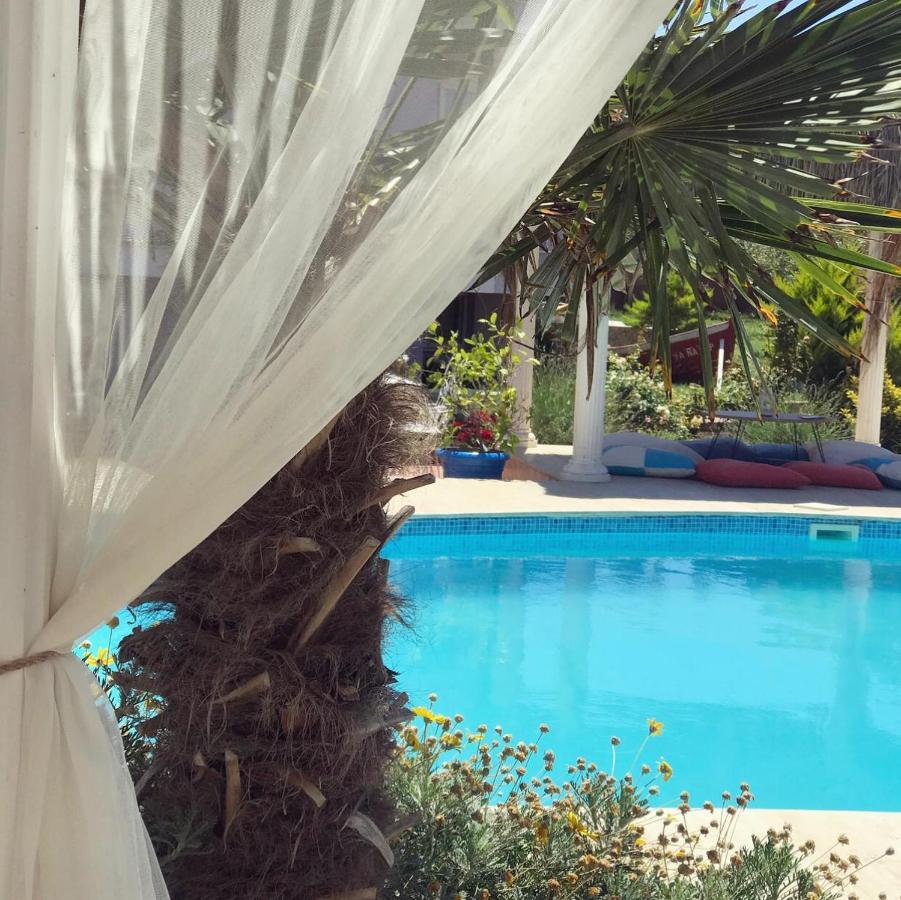 Cunda Leo Boutique Hotel & Pool Айвалик Екстер'єр фото