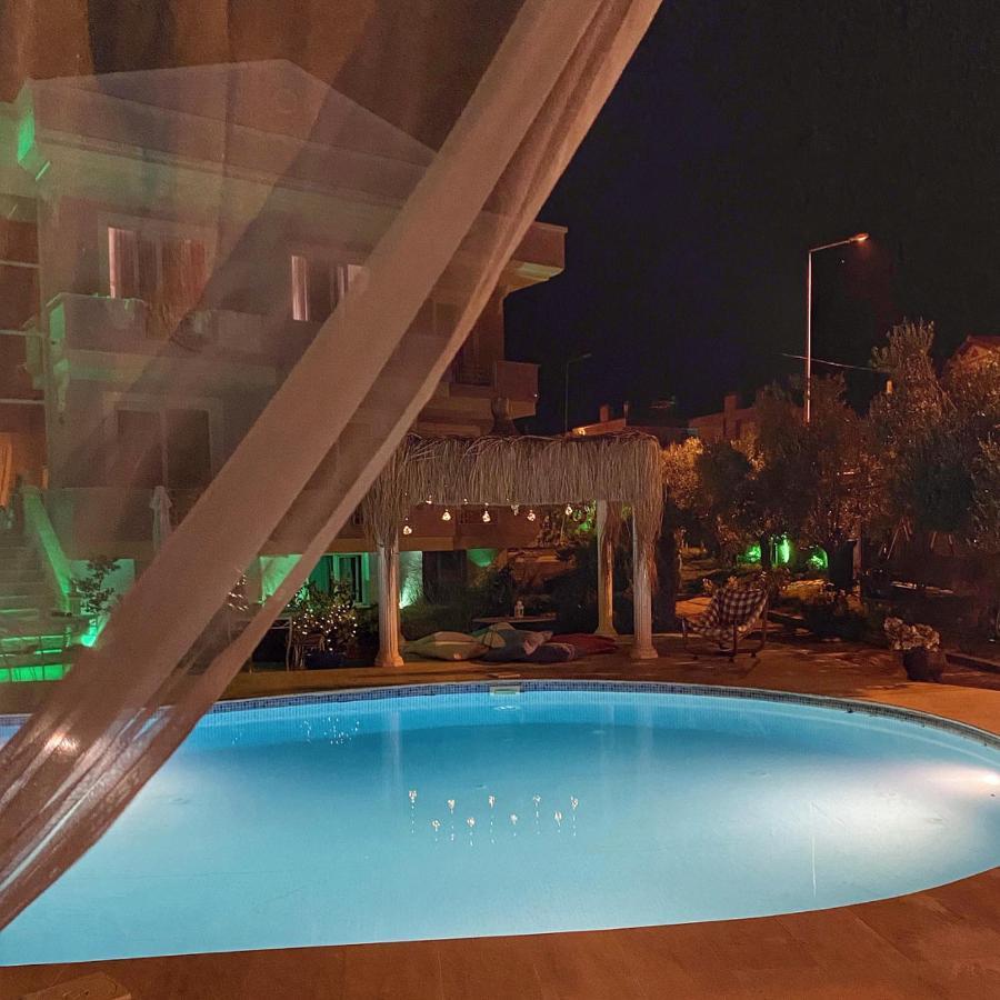 Cunda Leo Boutique Hotel & Pool Айвалик Екстер'єр фото