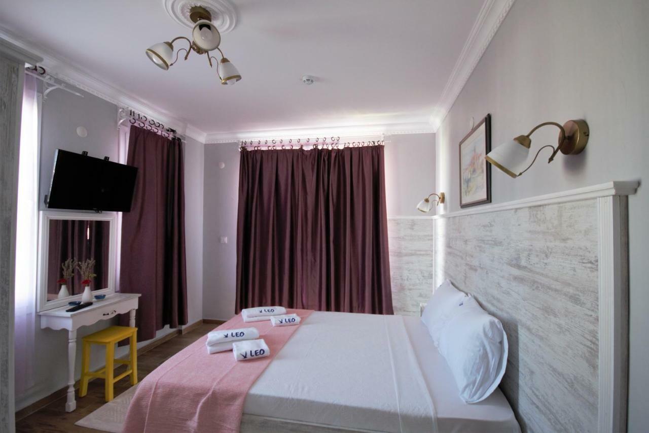 Cunda Leo Boutique Hotel & Pool Айвалик Екстер'єр фото